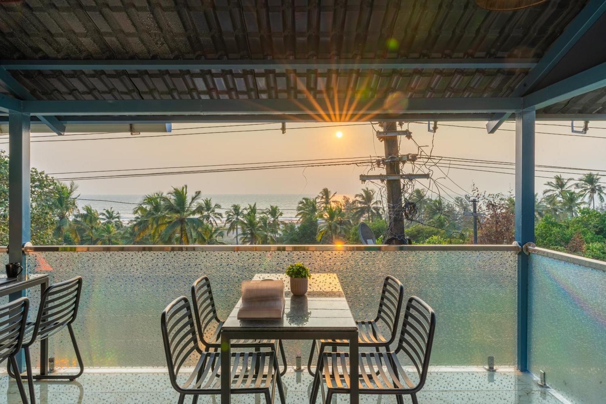The Hosteller Goa, Mandrem Exterior foto